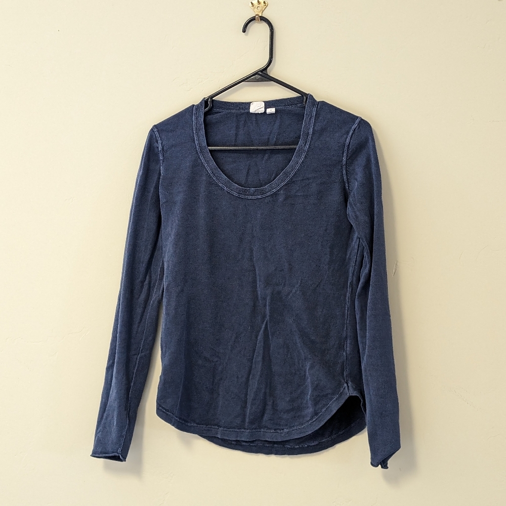 Gap blue garment washed cotton sweater size small